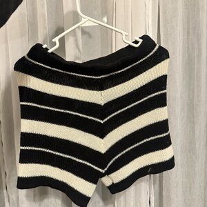 Black and White Striped Women knit Shorts